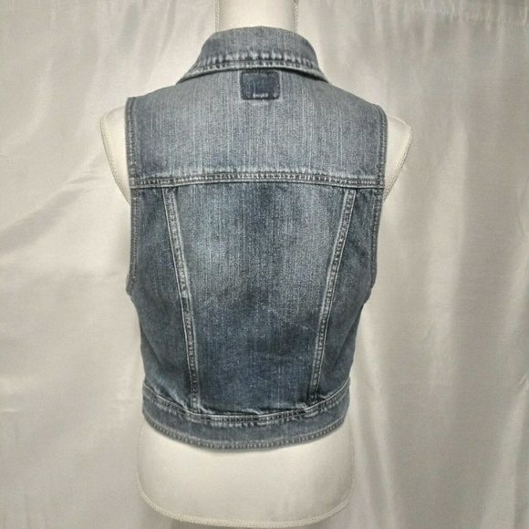 American Eagle Outfitters Blue Stone Wash  Sleeveless Button Down Jean Vest - Picture 5 of 7